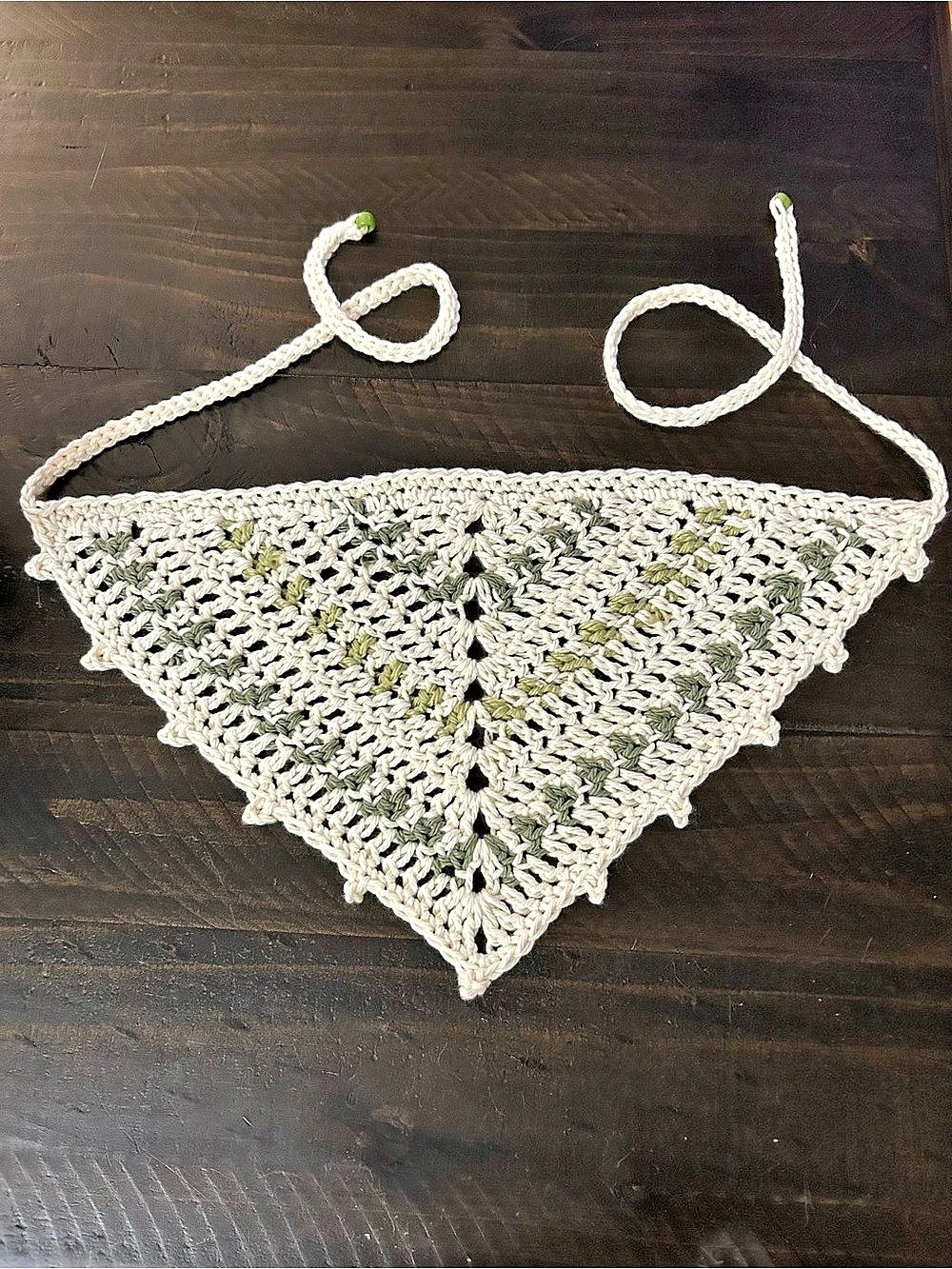 Crochet bandana Cream & Green Like New